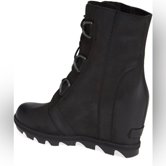 SOREL - Joan of Artic II Waterproof Wedge Boot - Picture 6 of 8